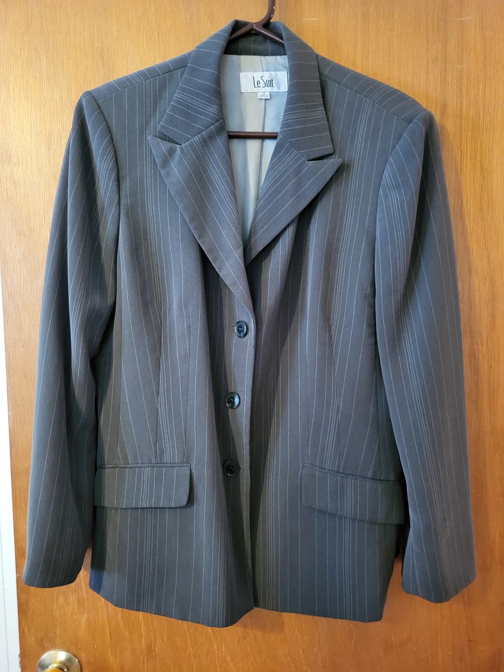 Le Suit Women's Gray Pinstripe Blazer
